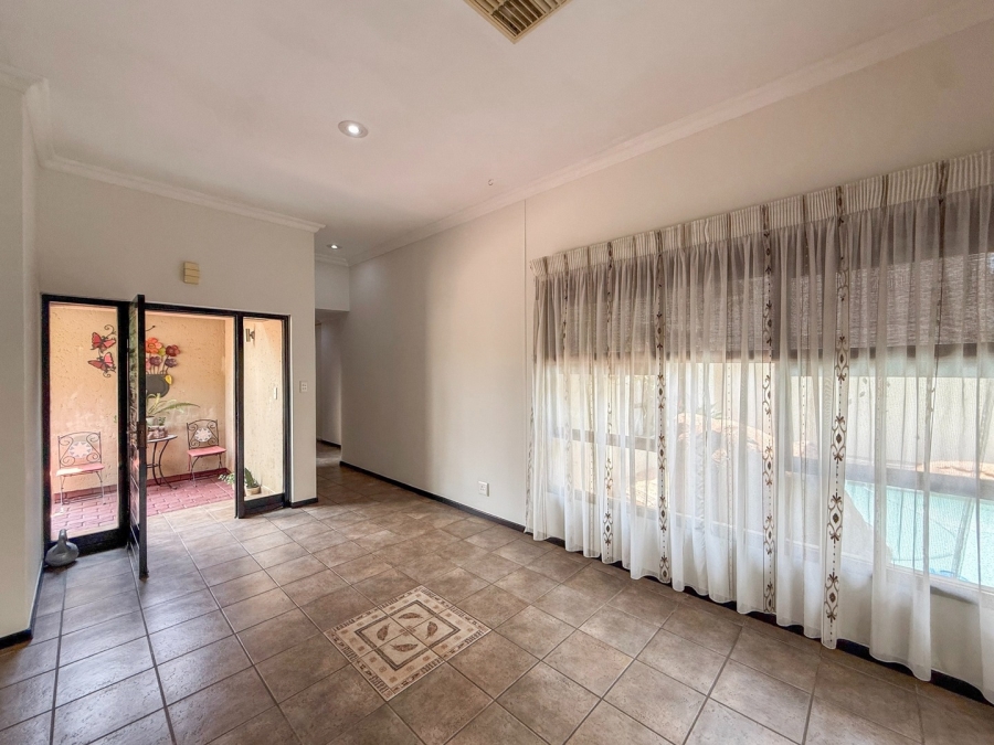 3 Bedroom Property for Sale in Pecanwood Estate North West